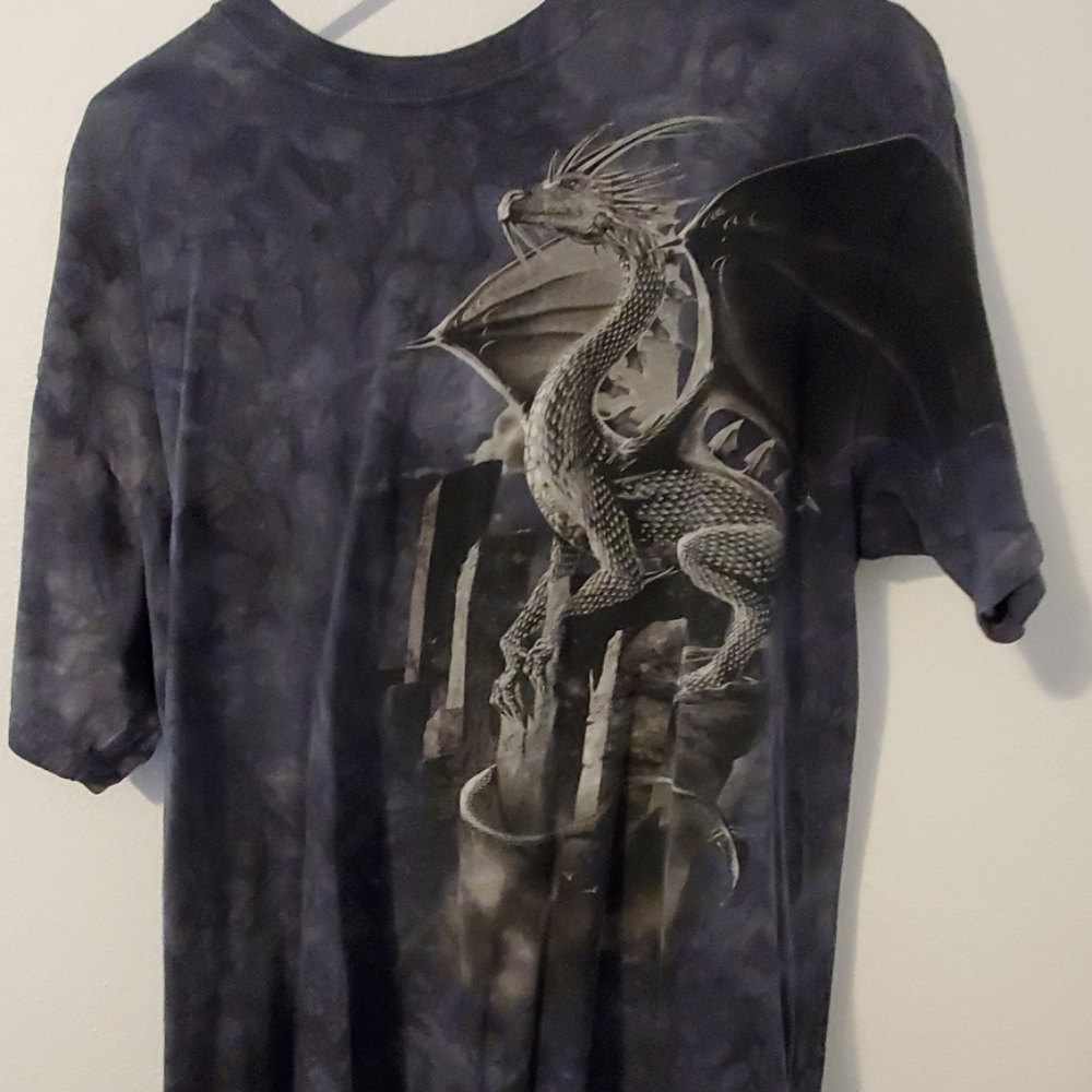 Black dragon t-shirt